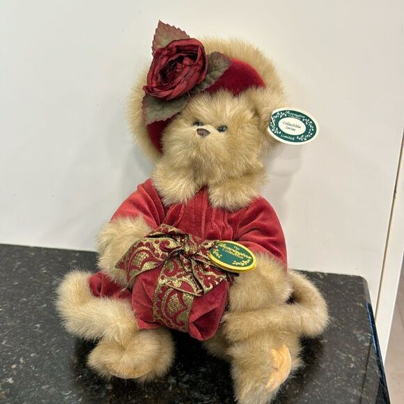 Vintage Bearington Collection Virginia #1072 Christmas Teddy Bear - Picture 1 of 11